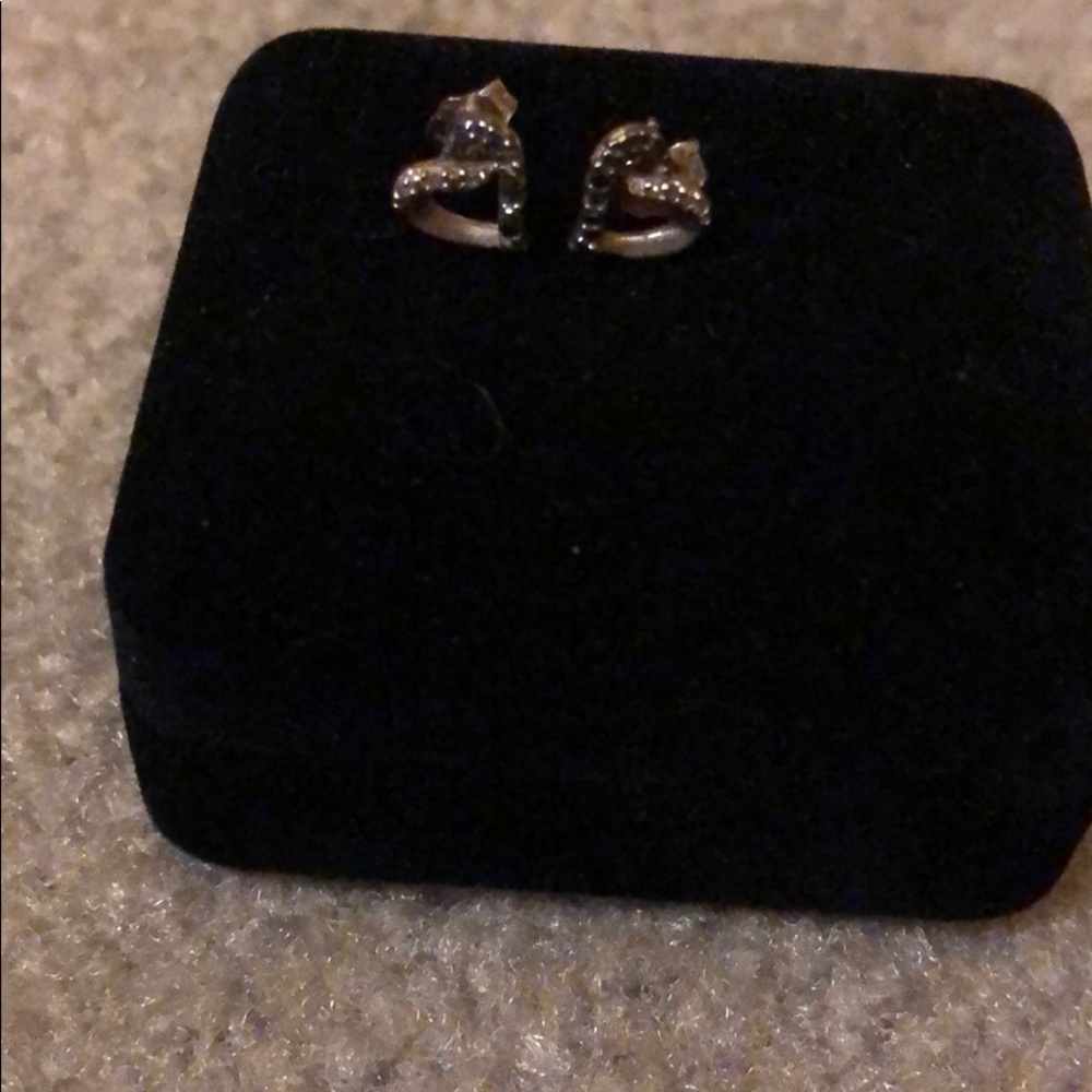 Heart shaped earings